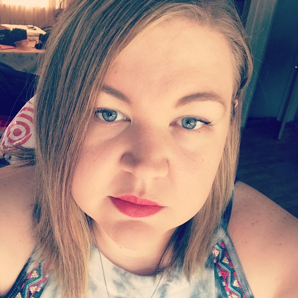 Meet your Posher, Kim